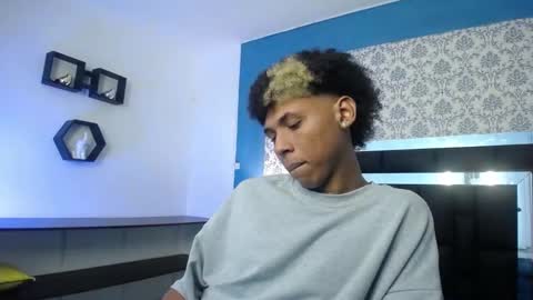 Stiven  online show from 10.04.25