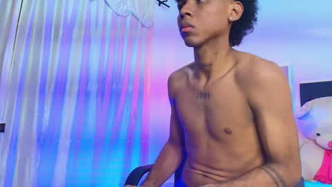 Stiven  online show from 11.12.25