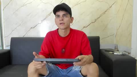 friends online show from 12.23.25