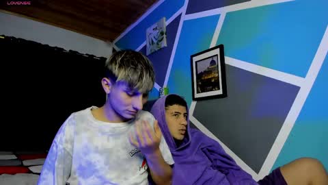 Stiven  online show from 04.18.26