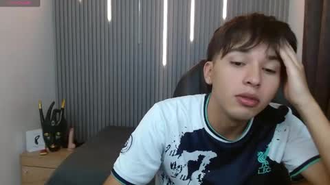 Snapshot of stiwentwink chatting on 04.23.26 Stiwen online show from 04.23.26