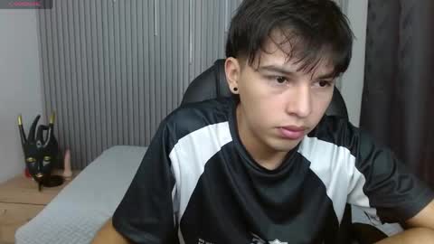 Snapshot of stiwentwink chatting on 04.27.26 Stiwen online show from 04.27.26