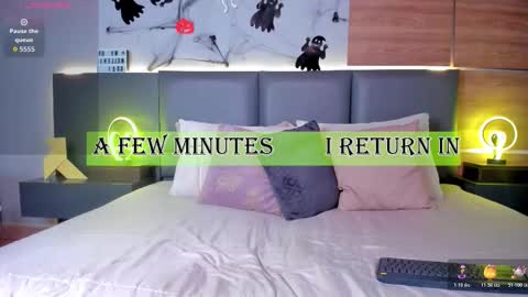 Stone Lee  online show from 10.24.25