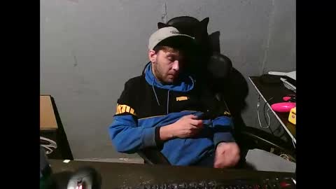 stonedpanda77 online show from 12.24.24