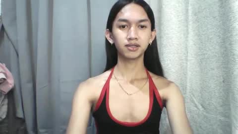 Snapshot of stonehard_sophia chatting on 12.27.24 Cute Sophia online show from 12.27.24