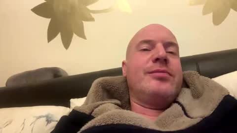 Stoodley22 online show from 01.12.25