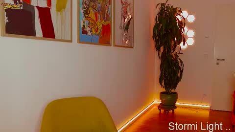 Stormi online show from 02.04.26