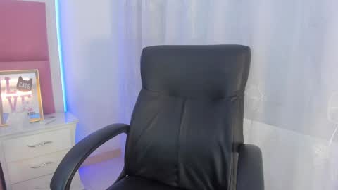 Sweety Stormi  online show from 12.13.24