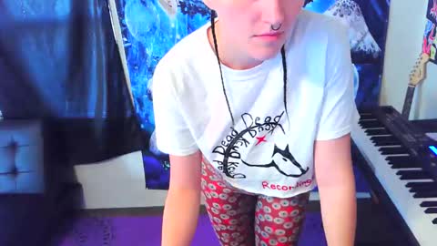 Snapshot of stormythunder chatting on 11.03.25 Stormythunder online show from 11.03.25