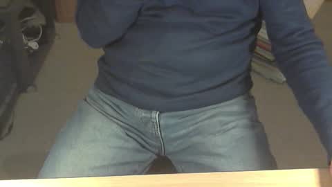 Snapshot of str8_dave chatting on 11.06.25 Dave online show from 11.06.25