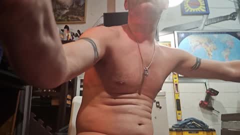 Str8 online show from 09.24.25