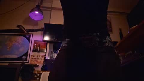 Str8 online show from 10.03.25