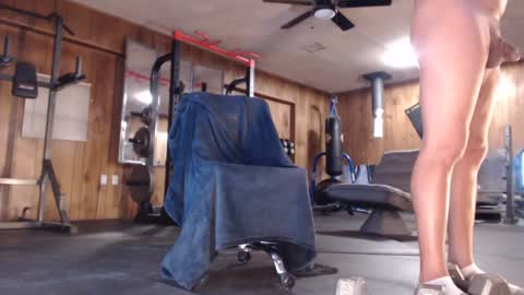 Snapshot of str8pumpnhump chatting on 12.13.24 n8vpumpnhump online show from 12.13.24