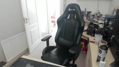 str8slut4use online show from 10.13.25