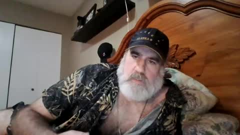 Straightbear4you online show from 07.06.26