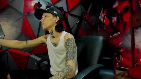 Snapshot of straightboy_nick chatting on 09.15.25 NICK online show from 09.15.25