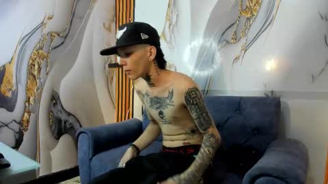 Snapshot of straightboy_nick chatting on 09.20.25 NICK online show from 09.20.25