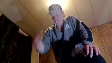 straighttoy online show from 02.26.25