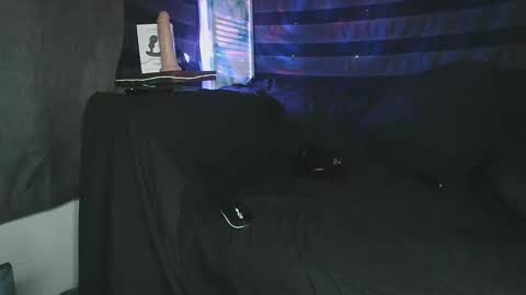 straitpipermann22 online show from 11.13.25