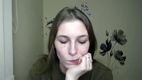 Snapshot of stranger_giirl chatting on 12.13.24 Amalia online show from 12.13.24