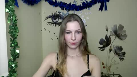 Snapshot of stranger_giirl chatting on 02.19.25 Amalia online show from 02.19.25