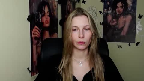 Amalia online show from 04.23.26