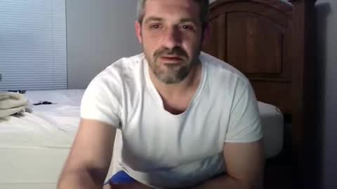 strangeratnight87 online show from 04.02.26