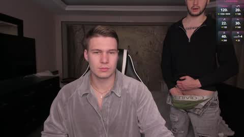Snapshot of stranggee chatting on 01.04.25 Artem online show from 01.04.25