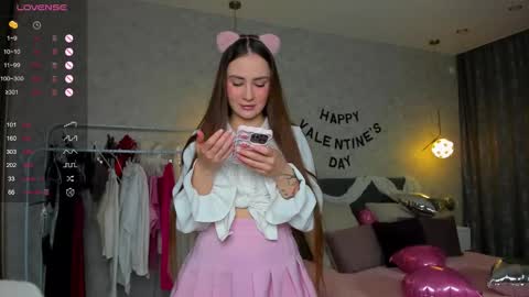 Laura online show from 02.14.26