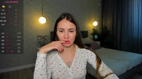 Laura online show from 06.16.26