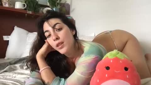 Snapshot of strawberripulp chatting on 10.23.25 Angel Baby online show from 10.23.25