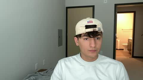 sexmenyoutnng online show from 10.02.25