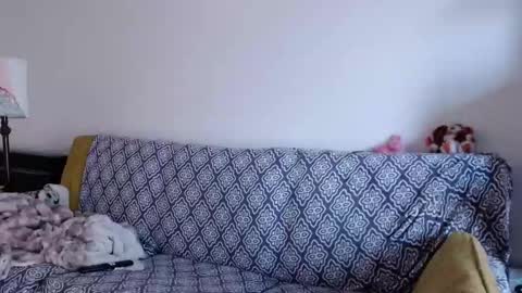 Strawberrylotsacake online show from 11.19.25