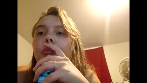 Strawberry online show from 01.09.26