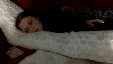 Ruby Moon online show from 02.26.25