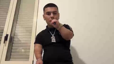 Snapshot of streetprincelive chatting on 12.17.25 streetprincelive online show from 12.17.25