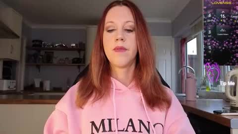 Amorina online show from 10.23.25