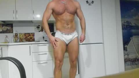 Snapshot of strong_arni chatting on 03.11.25 Strong Arni online show from 03.11.25