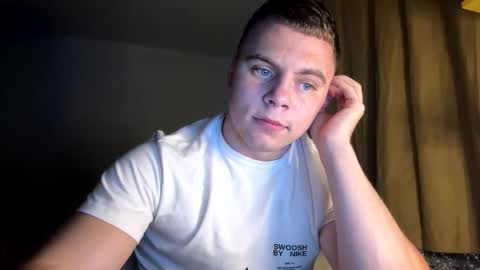 Snapshot of strong_baby chatting on 11.23.25 Strong Baby online show from 11.23.25