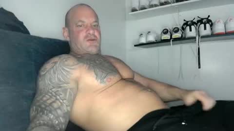 StrongAndHard online show from 02.11.25