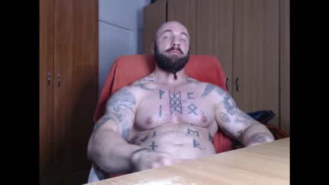 Snapshot of strongivan chatting on 12.10.24 StrongIvan online show from 12.10.24