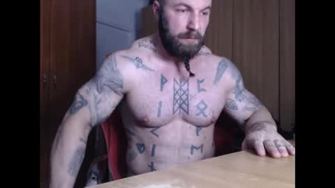 Snapshot of strongivan chatting on 12.13.24 StrongIvan online show from 12.13.24