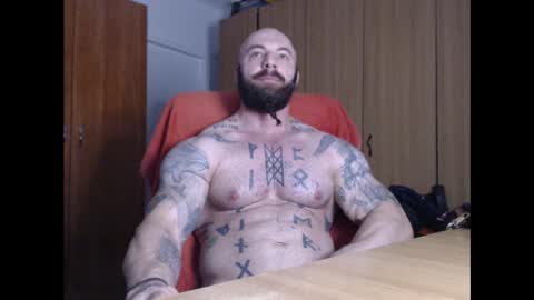 Snapshot of strongivan chatting on 12.19.24 StrongIvan online show from 12.19.24