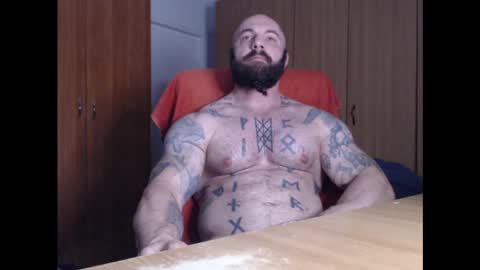 Snapshot of strongivan chatting on 12.25.24 StrongIvan online show from 12.25.24