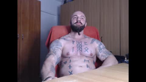 Snapshot of strongivan chatting on 01.02.25 StrongIvan online show from 01.02.25