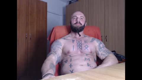 Snapshot of strongivan chatting on 02.06.25 StrongIvan online show from 02.06.25