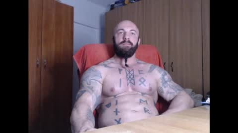 Snapshot of strongivan chatting on 02.10.25 StrongIvan online show from 02.10.25