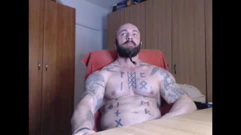 Snapshot of strongivan chatting on 02.12.25 StrongIvan online show from 02.12.25