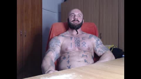 Snapshot of strongivan chatting on 02.16.25 StrongIvan online show from 02.16.25