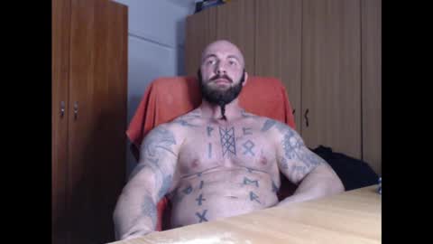 Snapshot of strongivan chatting on 02.18.25 StrongIvan online show from 02.18.25